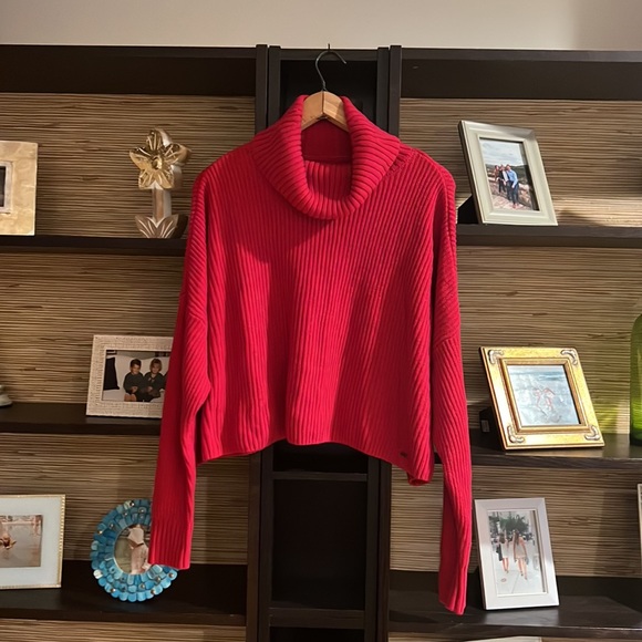 Red Sweater - Picture 2 of 7